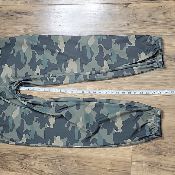 Zac & Rachel Camo Joggers - Picture 9 of 13